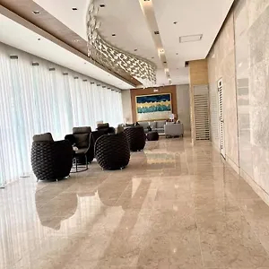 Hotel Shore Residences, Pasay